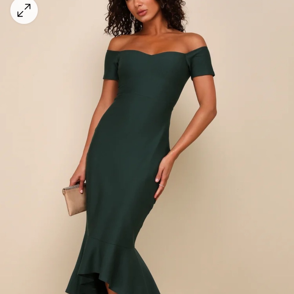 Lulu’s Off-Shoulder Emerald Green Dress